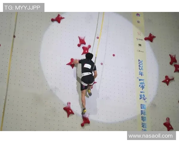 南京攀岩队的奋斗与突破：一段激情与坚持交织的攀岩纪实之旅